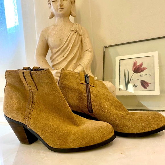 Sam Edelman suede booties - Picture 2 of 5